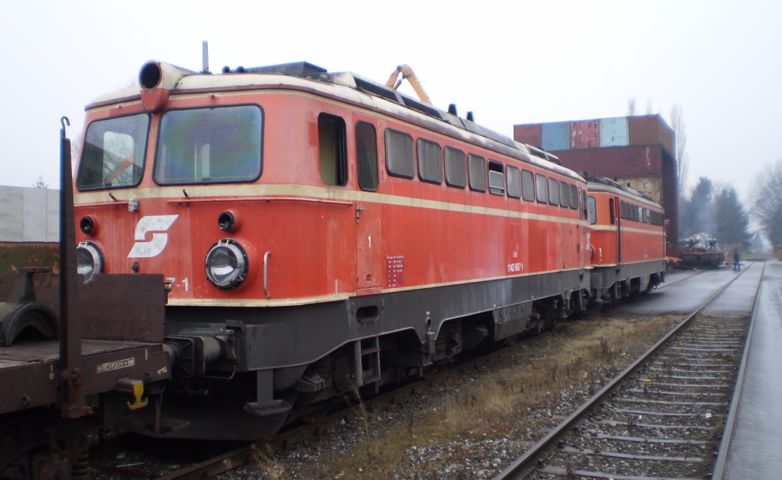 Eine alte Diesellok...